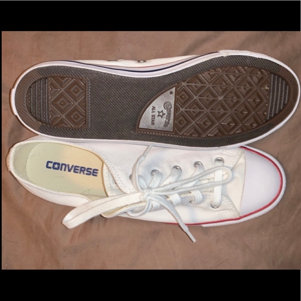 Women’s size 10 white converse